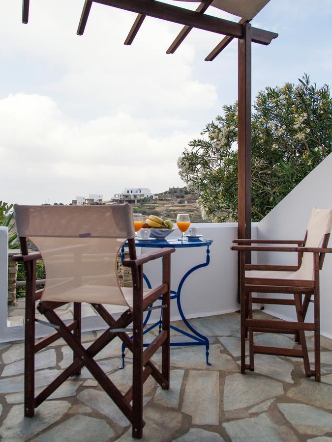 Meltemi Tinos Aparthotel Agios Romanos Exteriör bild